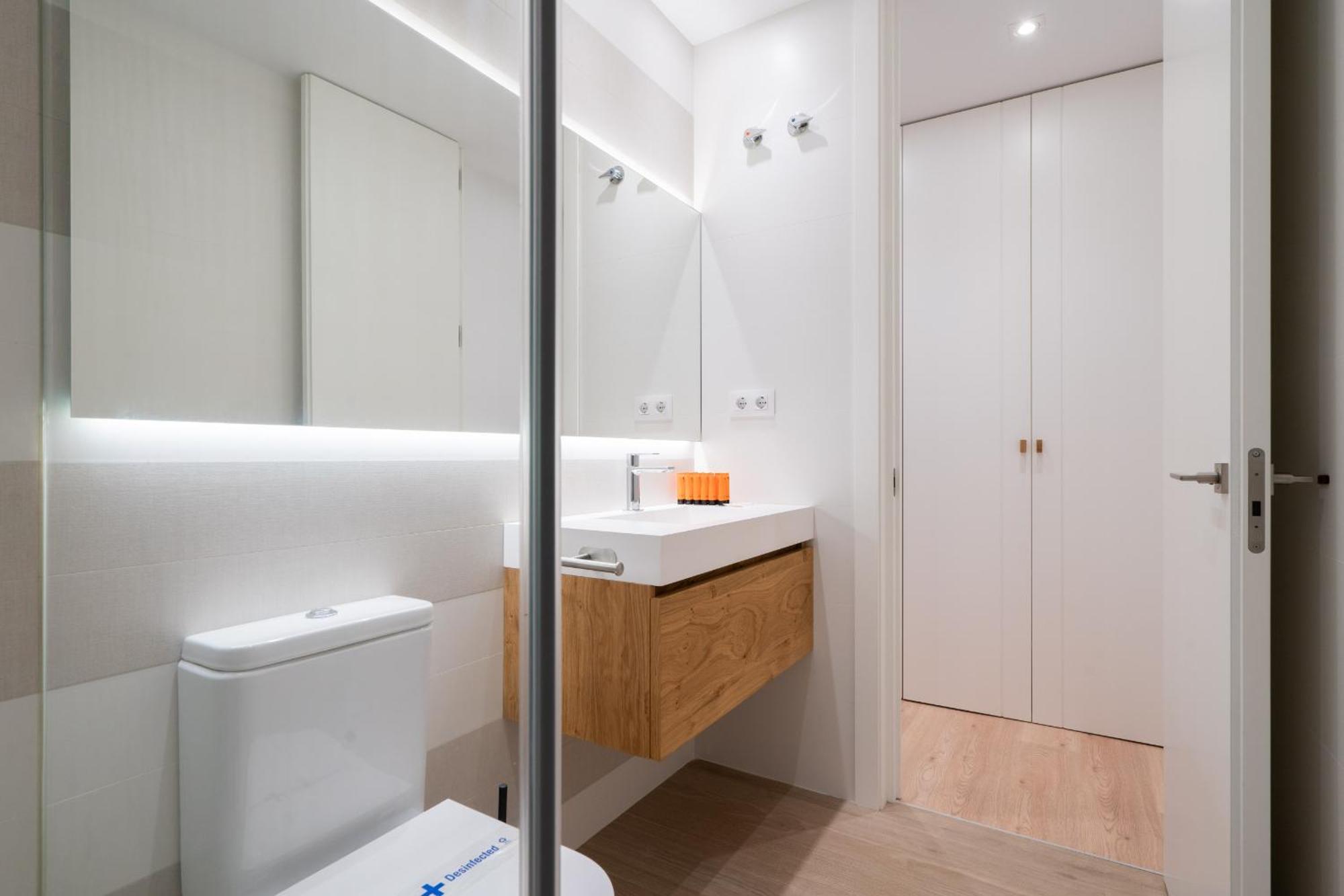 Apartamento Reformado De Lujo En Gran Via Madri Exterior foto